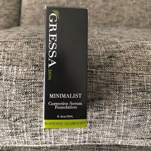Gressa Minimalist Corrective Serum Foundation.